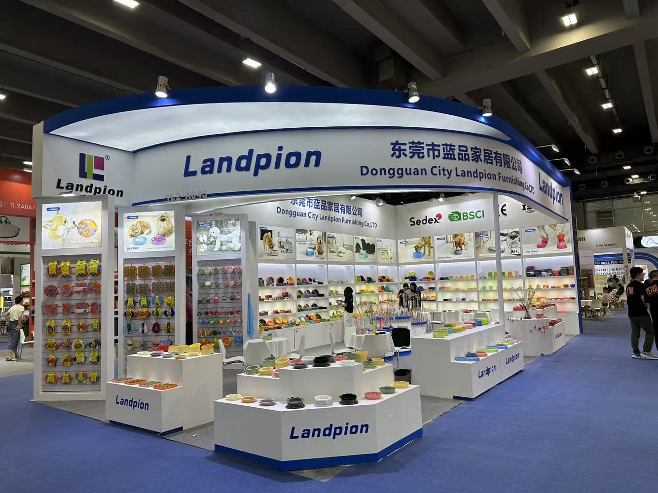 CIPS Guangzhou 2024: showing Landpion's pet range and Deming craft roots 1