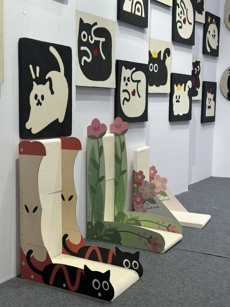 Landpion at CIPS Guangzhou 2025 with a broader pet product showcase 3