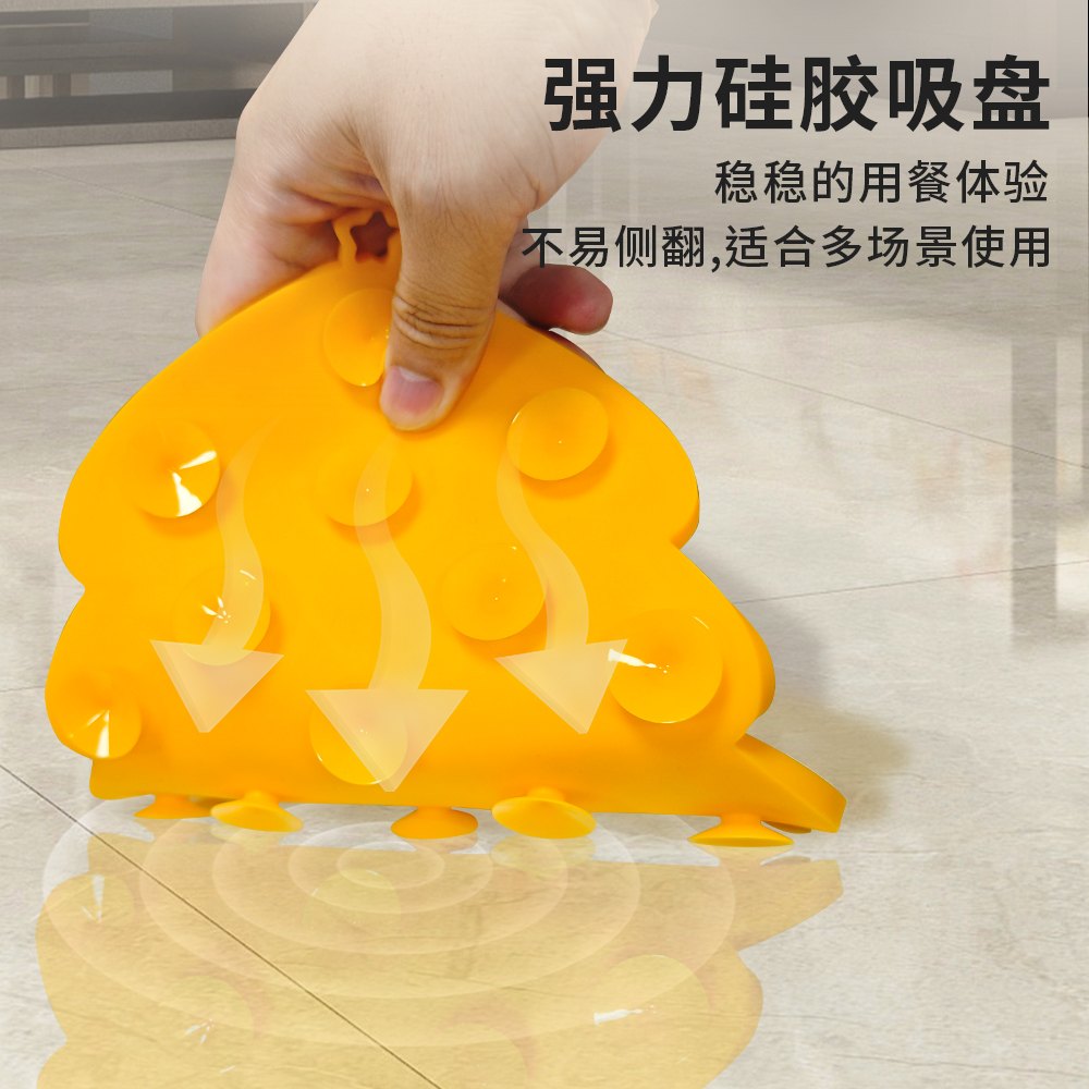 Christmas Tree Silicone Lick Mat for Seasonal Pet Feeding 2
